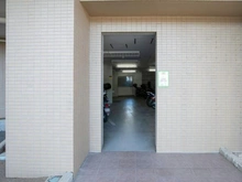 【東京都/多摩市南野】グランスイート多摩センター バイク置場