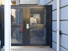 【東京都/多摩市山王下】ベルザ多摩センター 駐輪場