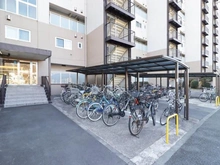 【東京都/狛江市東野川】狛江ハイタウン 2号棟 駐輪場