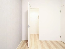 【神奈川県/藤沢市本藤沢】ロータリーパレス藤沢 洋室：約6.0帖
ウォークインクローゼット付き