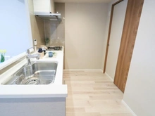 【神奈川県/川崎市川崎区大師本町】シャリエ川崎大師 キッチン：約3.4帖