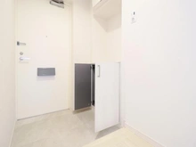 【神奈川県/茅ヶ崎市中海岸】レゾン茅ヶ崎中海岸 玄関