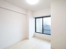 【神奈川県/茅ヶ崎市中海岸】レゾン茅ヶ崎中海岸 洋室：約5.0帖