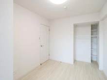 【神奈川県/茅ヶ崎市中海岸】レゾン茅ヶ崎中海岸 洋室：約5.0帖