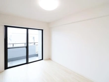 【神奈川県/茅ヶ崎市中海岸】レゾン茅ヶ崎中海岸 洋室：約6.0帖