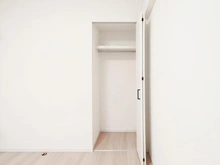 【神奈川県/横浜市港南区日野中央】ライオンズガーデン港南台 洋室：約4.5帖