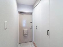 【東京都/多摩市関戸】ザ・スクエア B棟 玄関