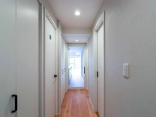 【東京都/多摩市関戸】ザ・スクエア B棟 廊下