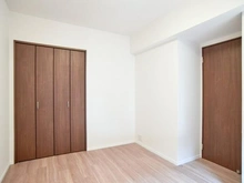 【神奈川県/川崎市麻生区向原】クレストフォルム新百合ヶ丘サウスヒル 洋室：約6.3帖