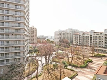 【神奈川県/川崎市幸区小倉】パークシティ新川崎 東三番街 F棟 眺望：LDK側バルコニーから