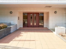 【東京都/八王子市松木】サングレイス京王堀之内コート C エントランス