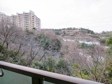 【神奈川県/横浜市金沢区六浦南】エステ・シティ湘南六浦壱番館 眺望：LDK側バルコニーから