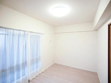 【神奈川県/横浜市旭区善部町】ランドシティ南万騎が原弐番館 洋室：約5.8帖