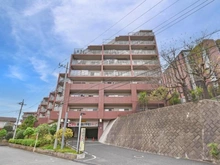 【東京都/多摩市鶴牧】アルテヴィータ D棟 外観