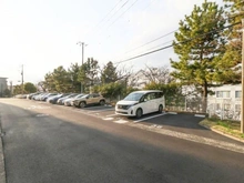 【神奈川県/横浜市港南区港南台】港南台ひばり団地 9号棟 駐車場