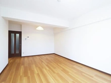 【神奈川県/川崎市宮前区東有馬】タワービレッジ鷺沼 リビング・ダイニング