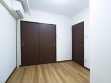 【神奈川県/川崎市宮前区東有馬】タワービレッジ鷺沼 洋室：約5.0帖