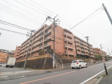 【神奈川県/横浜市旭区中白根】アリスガーデン横浜 II番館 外観