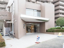 【東京都/多摩市和田】聖蹟桜ケ丘和田ハウス S棟 エントランス