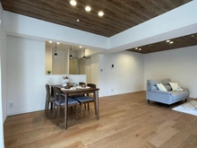 【神奈川県/鎌倉市由比ガ浜】トーア由比ガ浜マンション LDK：約22.3帖
※家具・調度品は販売価格に含まれておりません