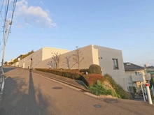 【神奈川県/横浜市金沢区富岡西】コスモ富岡ロイヤルフォルム 外観