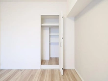 【神奈川県/茅ヶ崎市緑が浜】ライオンズガーデン湘南緑が浜 洋室：約7.1帖