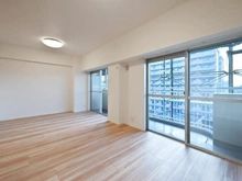 【東京都/板橋区坂下】蓮根ファミールハイツ 1号棟 リビング・ダイニング：大規模修繕工事中