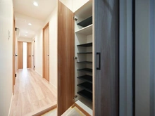 【東京都/板橋区坂下】蓮根ファミールハイツ 1号棟 玄関