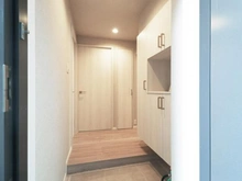 【神奈川県/川崎市宮前区東有馬】鷺沼東ロイヤルマンション 玄関