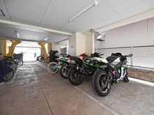 【東京都/北区王子】トーカンマンション王子 バイク置場