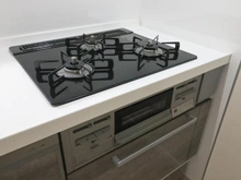 【東京都/板橋区坂下】中銀第二城北パークマンシオン キッチン：三口コンロ
