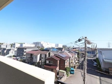 【神奈川県/藤沢市城南】サンクタス湘南藤沢アネーロの丘 眺望：LDK側バルコニーからの眺望