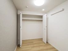 【東京都/板橋区志村】秀和志村城山レジデンス 洋室：約3.2帖