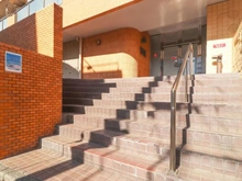 【神奈川県/横浜市中区日ノ出町】光建ハイムブリリアンス野毛山公園 アプローチ