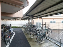 【神奈川県/横浜市瀬谷区阿久和西】ナイスアーバンステイツ三ツ境 駐輪場