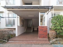 【神奈川県/横浜市都筑区大丸】メゾン桜が丘 10-2号棟 アプローチ