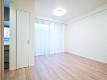 【神奈川県/横浜市中区池袋】グランスイート横濱山手 LDK：約12.1帖