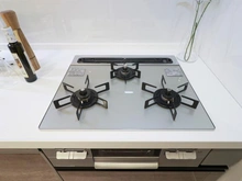 【東京都/豊島区雑司が谷】菱和パレス目白台グラーサ キッチン：三口コンロ