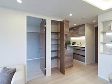 【東京都/豊島区雑司が谷】菱和パレス目白台グラーサ LDK：収納