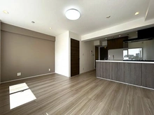 【神奈川県/藤沢市鵠沼花沢町】ライオンズマンション藤沢鵠沼 LDK：約14.1帖