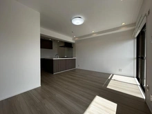 【神奈川県/藤沢市鵠沼花沢町】ライオンズマンション藤沢鵠沼 LDK：約14.1帖