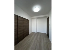 【神奈川県/藤沢市鵠沼花沢町】ライオンズマンション藤沢鵠沼 洋室：約5.1帖