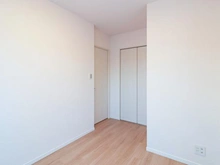 【東京都/世田谷区大蔵】ハイホーム砧公園 洋室：約5.5帖