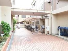 【東京都/稲城市押立】稲城グリーンスポット バイク置場・駐輪場