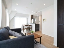 【東京都/多摩市落合】セーナ多摩センター LDK：約14.2帖