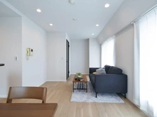 【東京都/多摩市落合】セーナ多摩センター LDK：約14.2帖