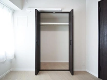 【東京都/多摩市落合】セーナ多摩センター 洋室：約6.7帖