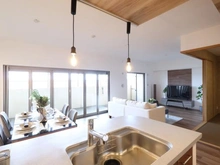 【東京都/八王子市大和田町】グランシティレイディアントアクアヴィータ LDK：約22.9帖