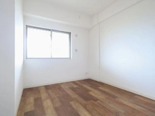 【東京都/八王子市大和田町】グランシティレイディアントアクアヴィータ 洋室：約6.0帖