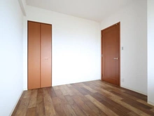 【東京都/八王子市大和田町】グランシティレイディアントアクアヴィータ 洋室：約6.0帖